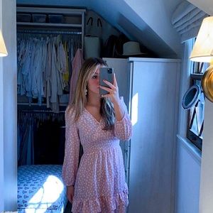 Meet your Posher, Addison